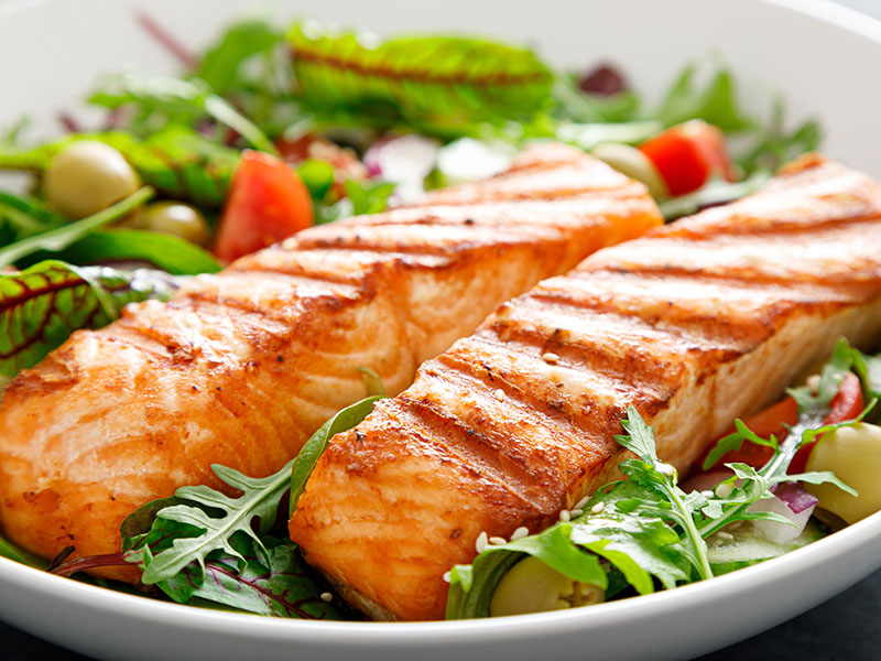 Grilled Salmon Salad